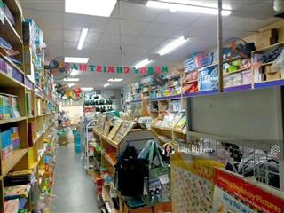 Bán nhà mặt phố quán thánh, 55m2, 4 tầng, mặt tiền 6m, 46 tỉ, vỉa hè, 400tr/năm