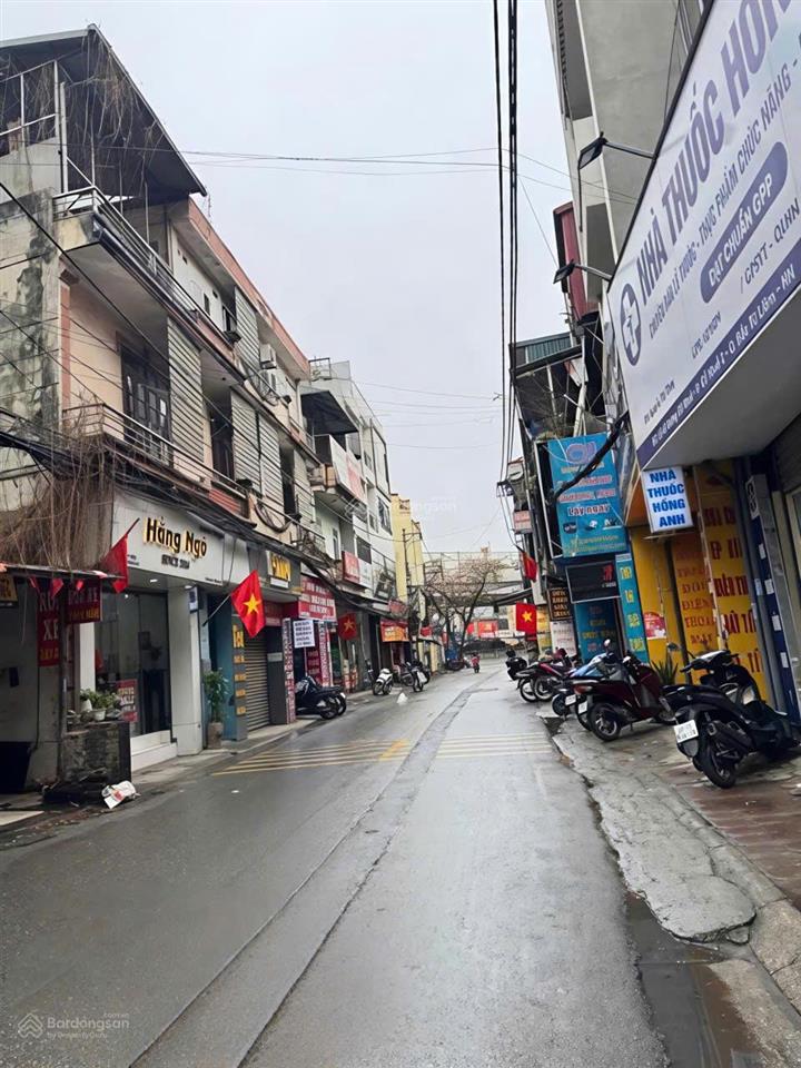 Đất hiếm cổ nhuế phạm văn đồng giữ tiền / xây ccmn dòng tiền.