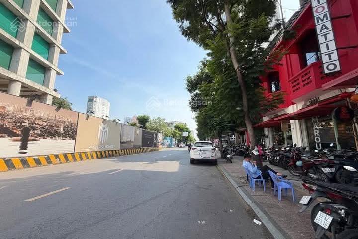 Bán nhà calmette 310m²  mặt tiền  ngang 13m  4 tầng  quận 1  giá 385 tỷ