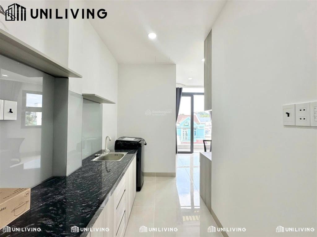 Trống lại 1 phòng ban công full nội thất đầy đủ. nằm ngay lã xuân oai, quận 9. khu an ninh cao