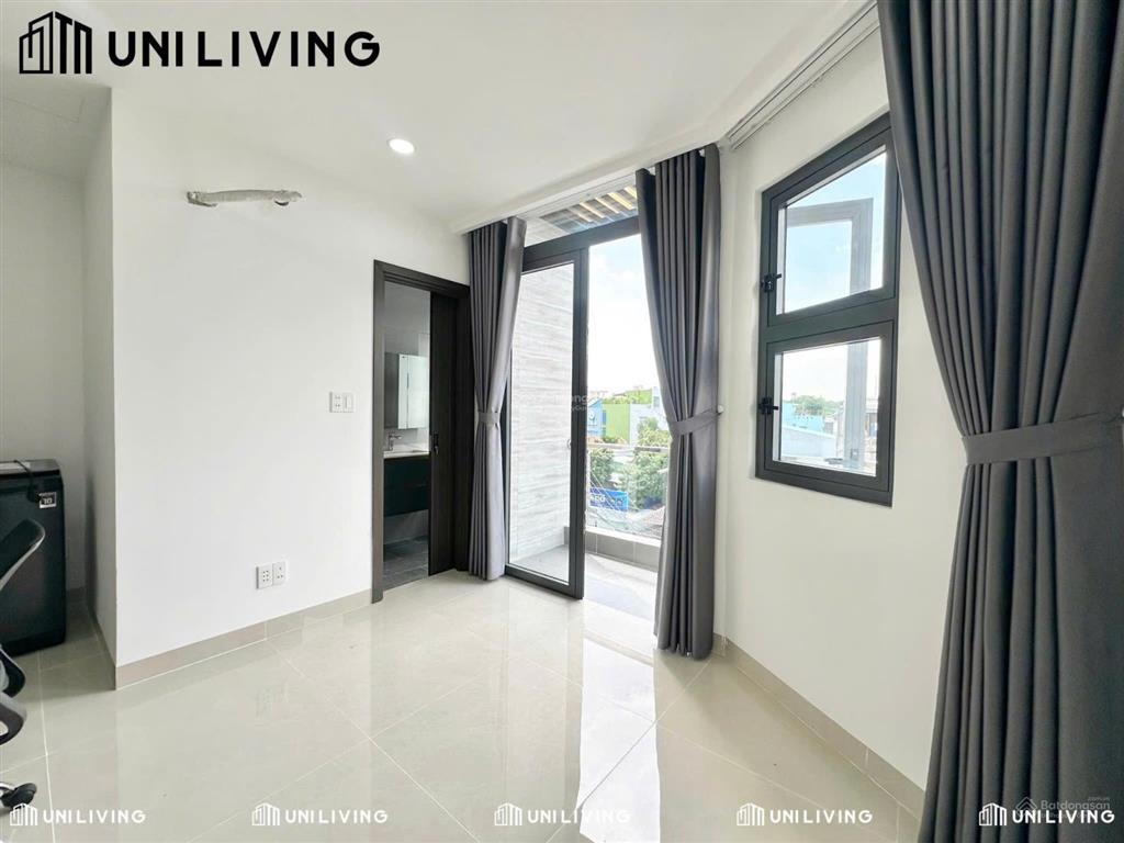 Trống lại 1 phòng ban công full nội thất đầy đủ. nằm ngay lã xuân oai, quận 9. khu an ninh cao