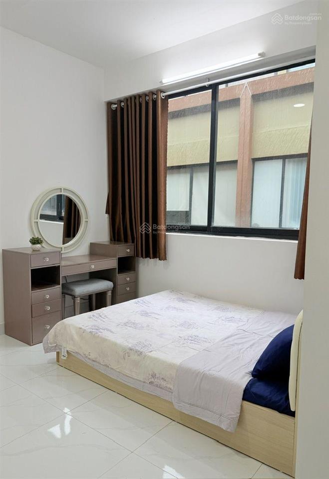 Căn hộ 1pn ban công tách bếp full nội thất cho thuê. nằm ngay global city. thuận tiện qua quận 2