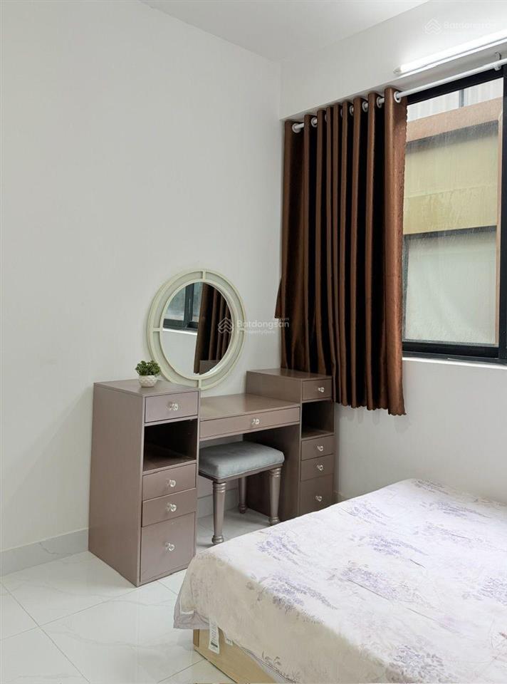 Căn hộ 1pn ban công tách bếp full nội thất cho thuê. nằm ngay global city. thuận tiện qua quận 2