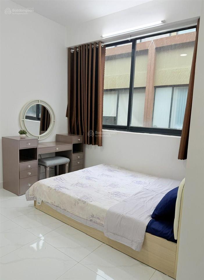 Căn hộ 1pn ban công tách bếp full nội thất cho thuê. nằm ngay global city. thuận tiện qua quận 2