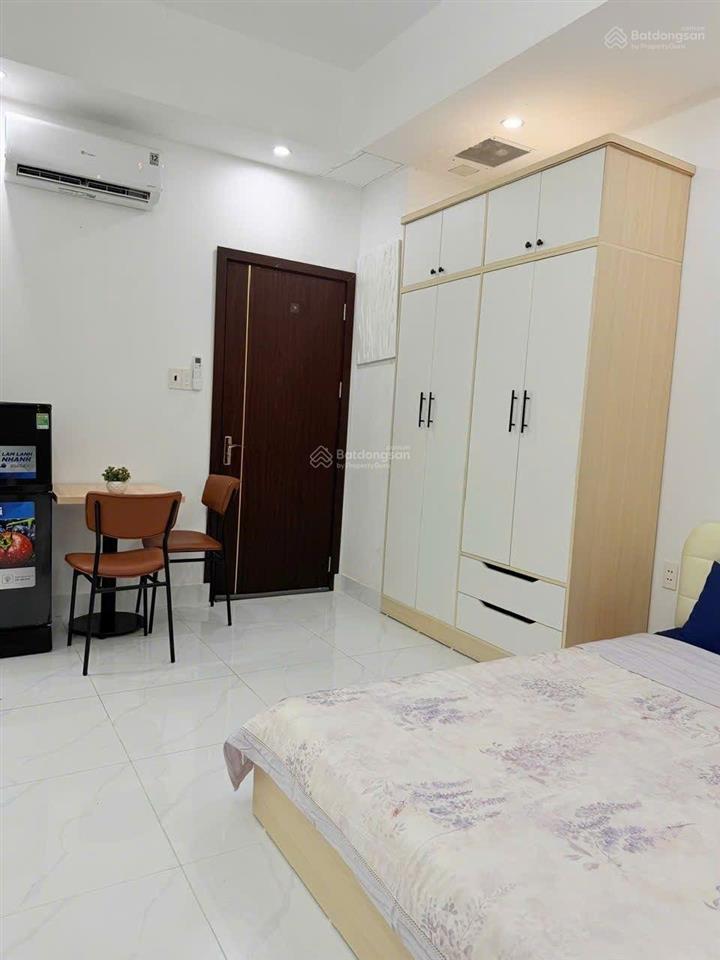Căn hộ 1pn ban công tách bếp full nội thất cho thuê. nằm ngay global city. thuận tiện qua quận 2