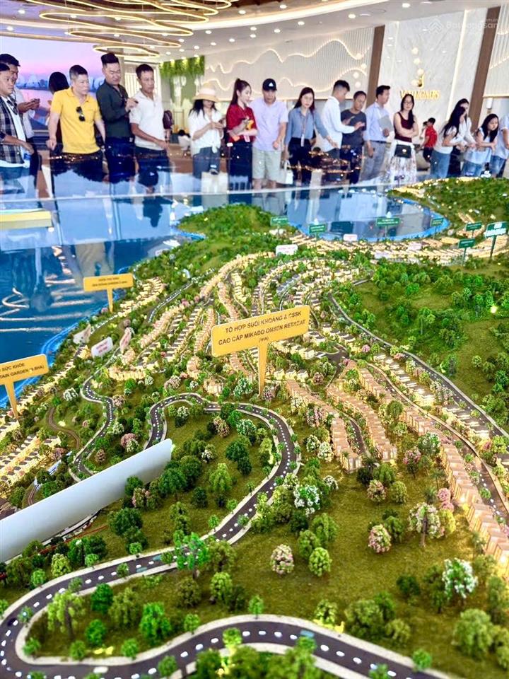 Nhà biệt thự vinhomes hải vân bay, 5,5 tỷ, 80m2  khu đảo ngọc