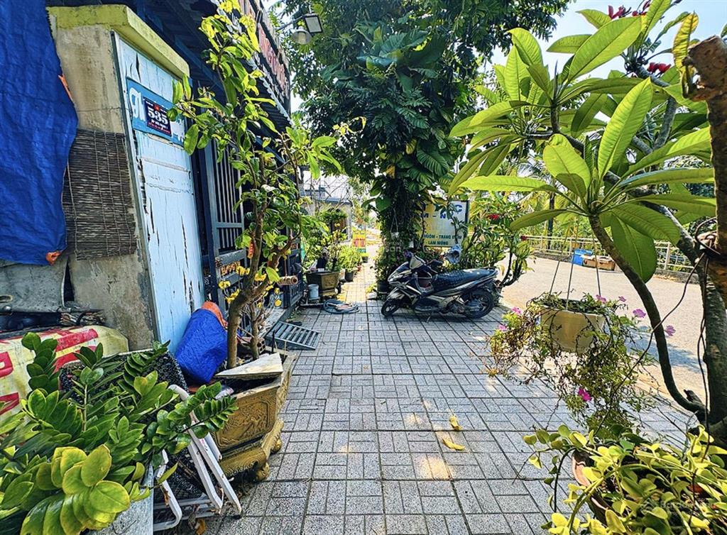 Chính chủ gửi bán lô đất đối diện kênh quá đẹp giá rẻ  880tr shr | khu dân cư cát tường phú sinh