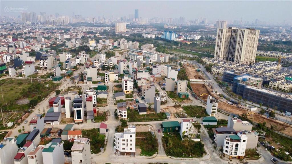 Siêu phẩm khổ đất đẹp, dt 47m2, mt 4,2m, hướng nam, nhà có 2 vỉa hè, thoáng, giá 18x tr/m2