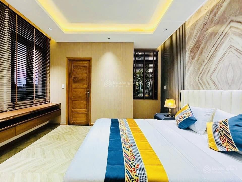 Bán nhà mặt tiền kinh doanh nội thất ngô gia tự quận 10, dt 3.6x12m, lửng 5l thang máy giá 20.8 tỷ