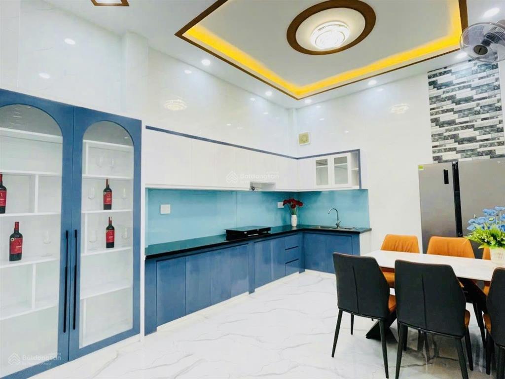 Bán nhà mặt tiền kinh doanh nội thất ngô gia tự quận 10, dt 3.6x12m, lửng 5l thang máy giá 20.8 tỷ