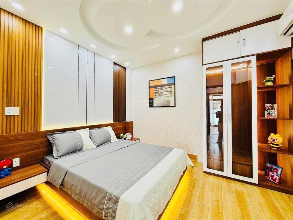 Bán nhà hẻm xe hơi 10m trần hưng đạo  an bình quận 5, dt 7.6x12m, 3 lầu thang máy, giá 18.9 tỷ