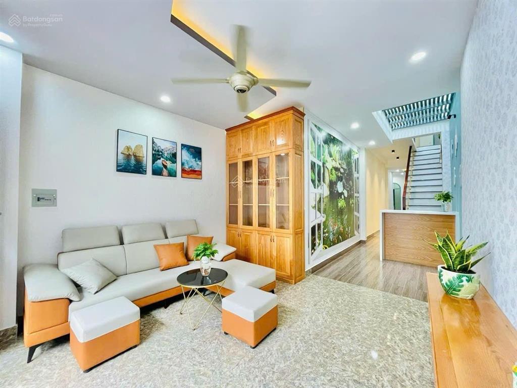 Bán nhà hẻm xe hơi 51 thành thái phường 14 quận 10, dt 4x17m, trệt 1 lầu tiện xây mới, giá 13.5 tỷ