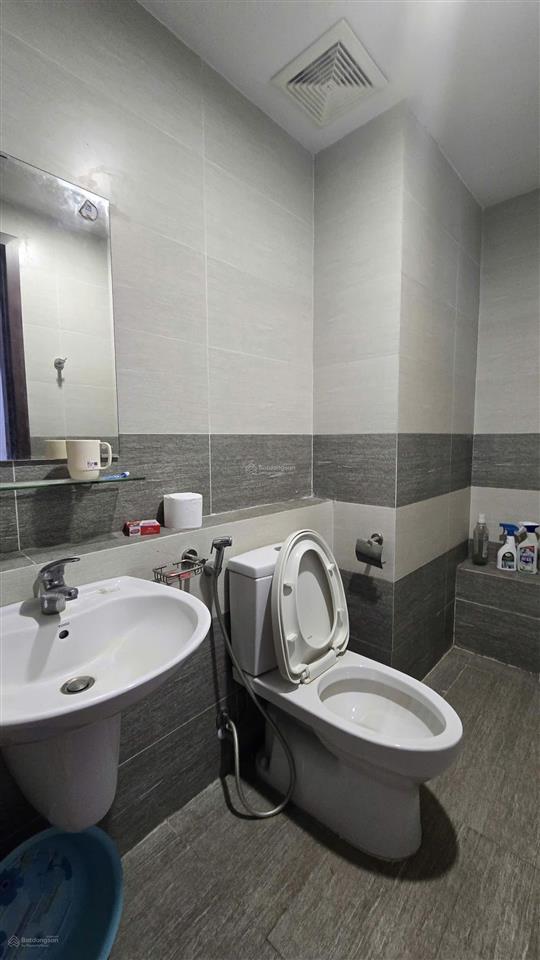 Chính chủ (không qua mg) cho thuê căn hộ an bình city 2 pn, giá 12 tr/thg.  0932 478 *** (tùng)