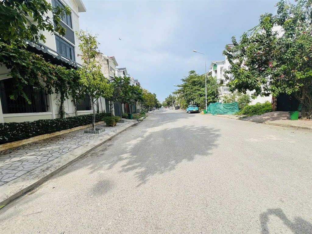 Bán biệt thự góc 2 mt đặng thùy trâm, q bình thạnh, 11x17m cn 184m2, 4 tầng chỉ 30 tỷ