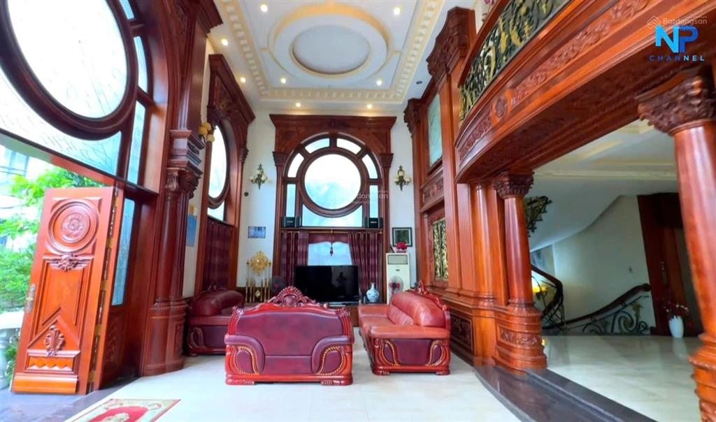 Bán biệt thự hầm + 5 tầng, dt 394.7m2 đường trương quốc dung q, phú nhuận giá 103 tỷ