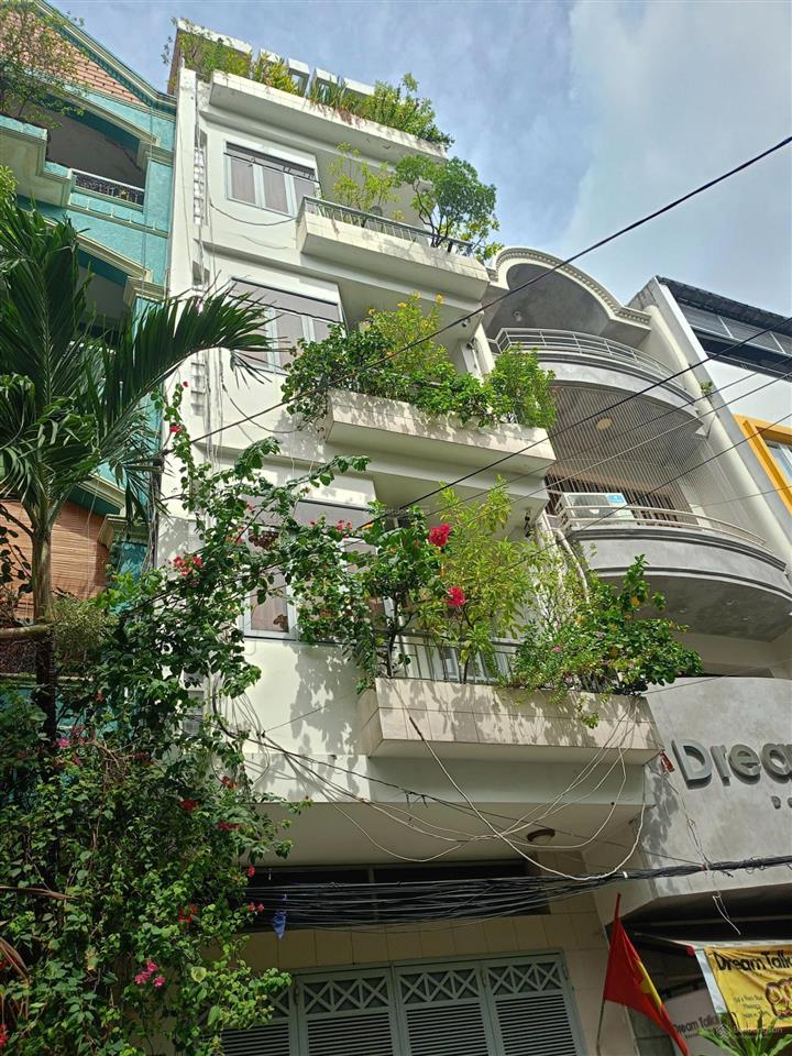 Bán nhà sát mặt tiền thành thái, p12, quận 10, hxh 20m, 4,2x16m 5 tầng, chỉ 20 tỷ