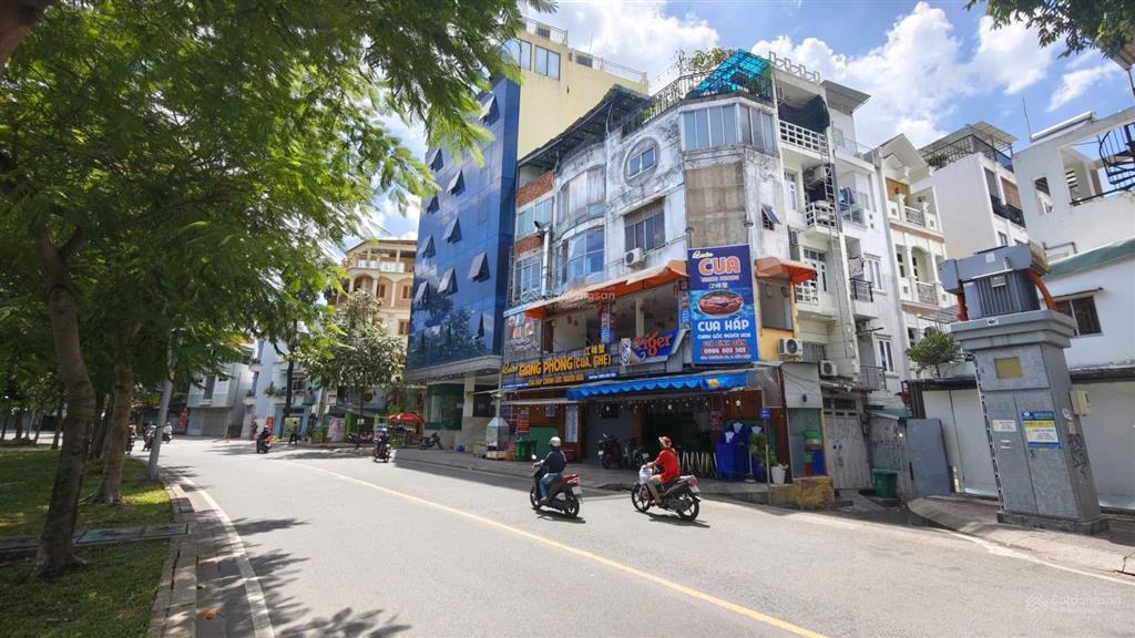 Mặt tiền kinh doanh ngang 15 m đường trường sa q phú nhuận, 4 tầng hdt 60 triệu chỉ 21 tỷ