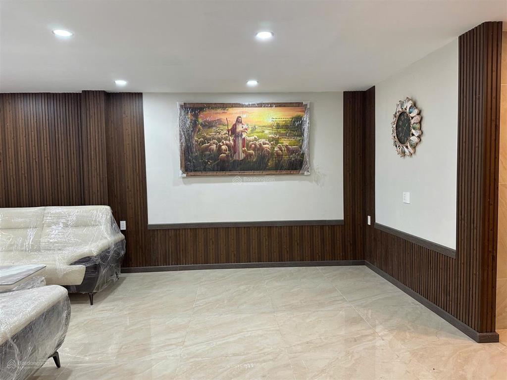 Bán nhà ngang 7.6m hxh an bình quận 5, 7.6x11m, 5 tầng mới có thang máy chỉ nhỉnh 18 tỷ