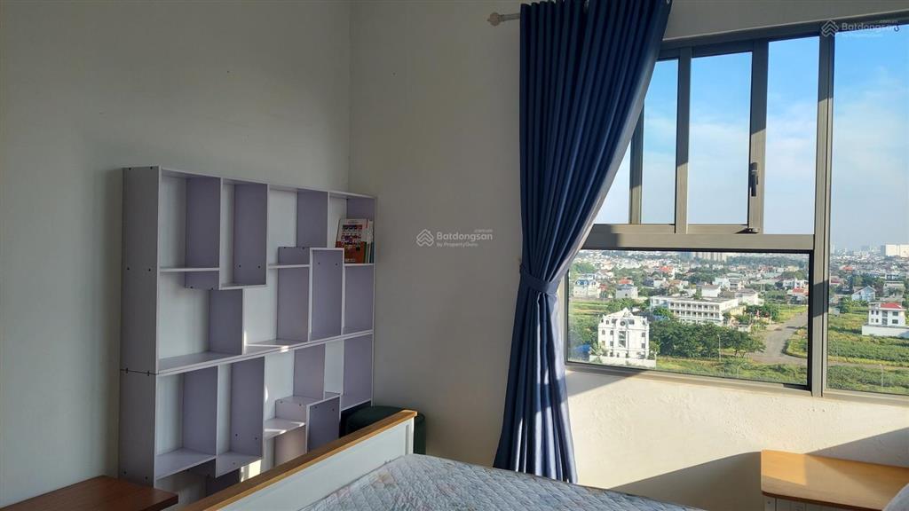 Cho thuê 1 pn lớn trong căn hộ 2 pn
