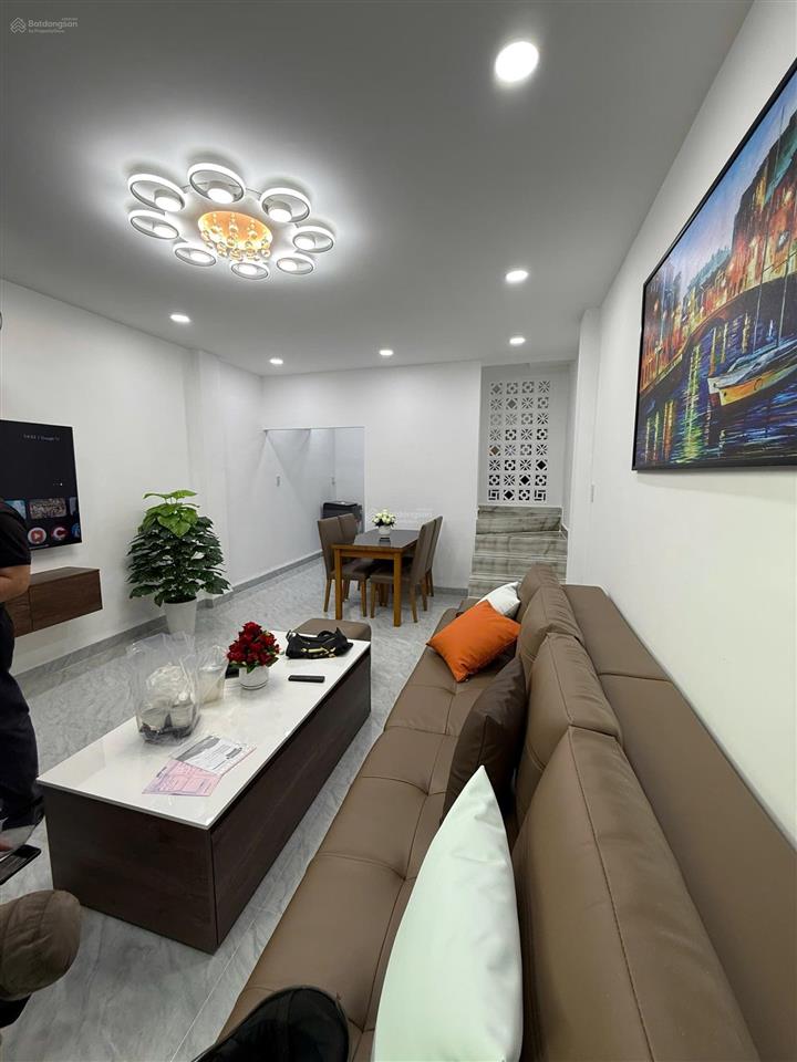 Bán nhà 2 tầng, hẻm oto hải đức gần chùa long sơn, nha trang  38m2 giá 3,250 tỷ
