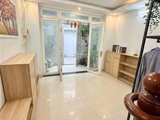 Bán nhà sát mặt tiền nguyễn văn lượng . phường 17. quận gò vấp .