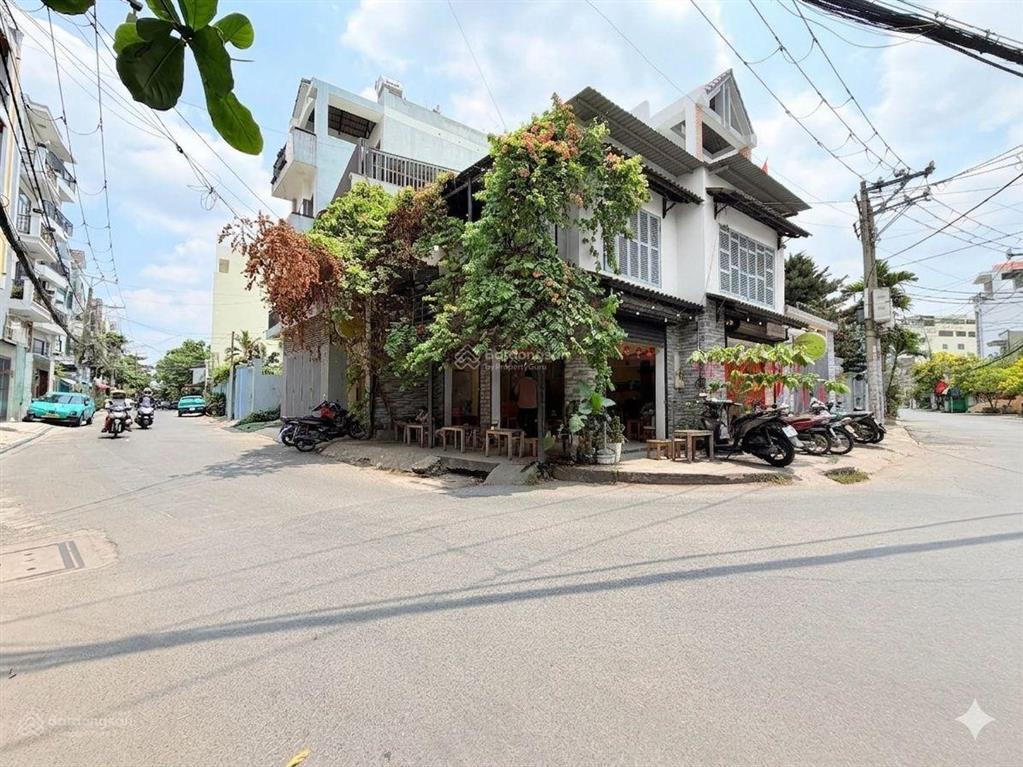 Lô góc 2 mặt tiền kinh doanh đắc địa  ngang bề thế 11m  chỉ nhỉnh 9 tỷ