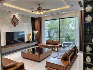 Bán biệt thự đơn lập văn phú hà đông 200m2  4 tầng, mặt tiền 10m, đường rộng, sẵn sổ, giá 38 tỷ.