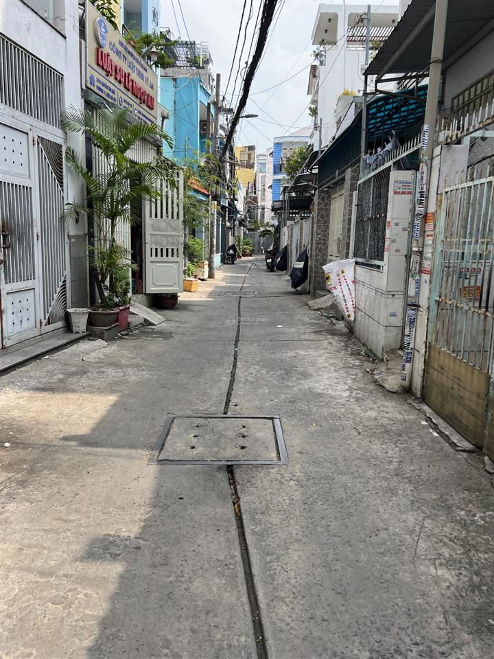 Nhà đẹp ở ngay hxh đỗ cửa  nguyễn văn khối gv  2 tầng  49,3m2  6,1 tỷ (tl)