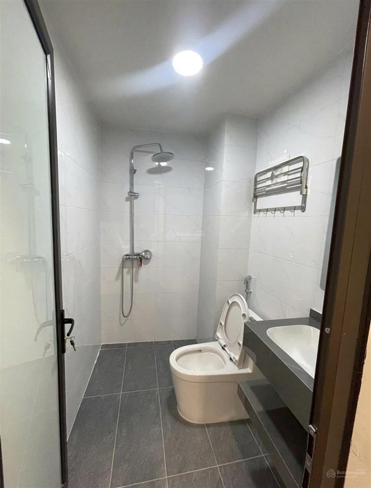 Siêu phẩm nhà lô góc 30m2 5 tầng 2 mặt tiền sát vinhomes smart cityô tô đỗ cửa sieu tiện ích