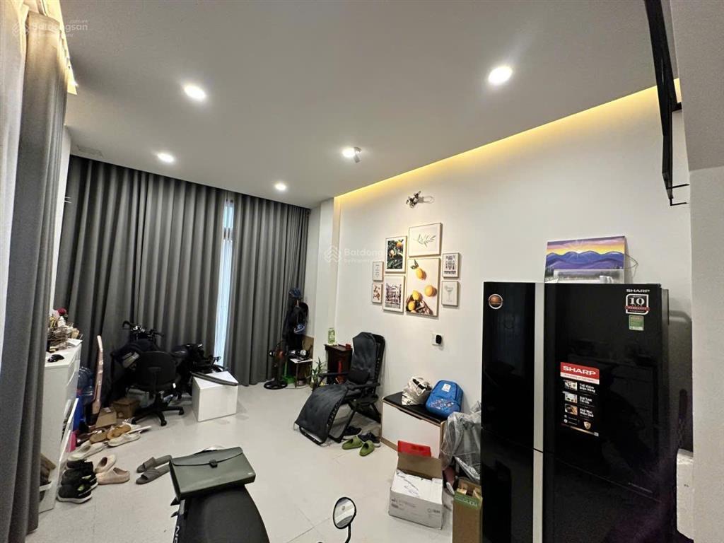 Bán nhà hẻm xe hơi đỗ cửa quận 10, năm tầng, hoà hảo