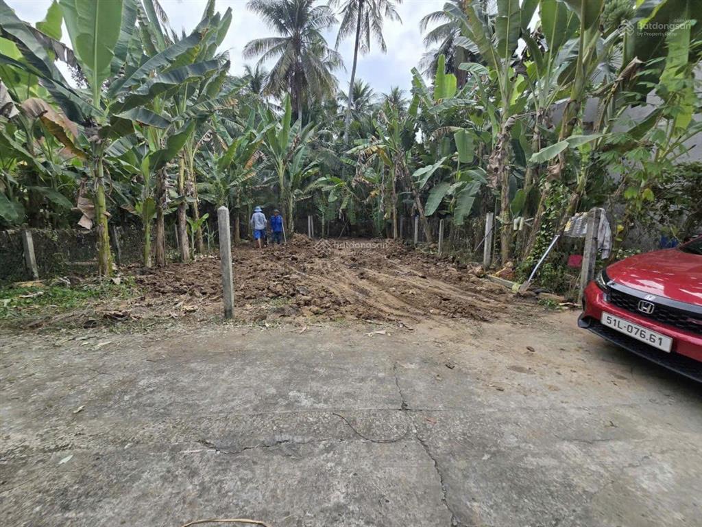 Góc bán đất nền thổ cư 5x28m giá 420 tr, vị trí khu 3, thị trấn chợ gạo, tiền giang cũ