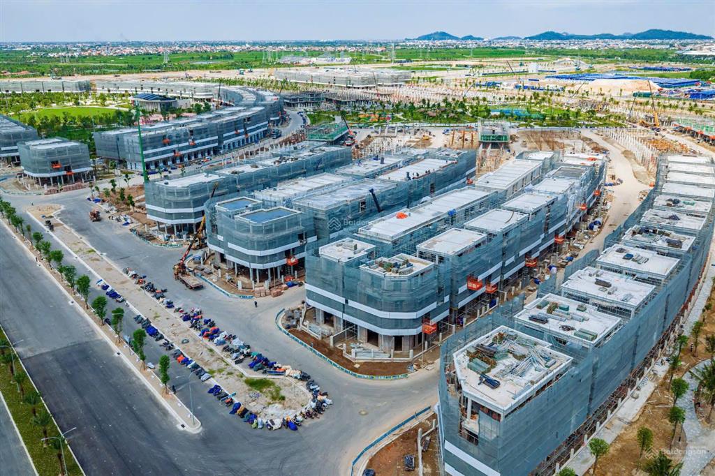 Bán song lập th8a  21 thiên hà 170m2 | đông bắc | giá 8,5 tỷ sau voucher