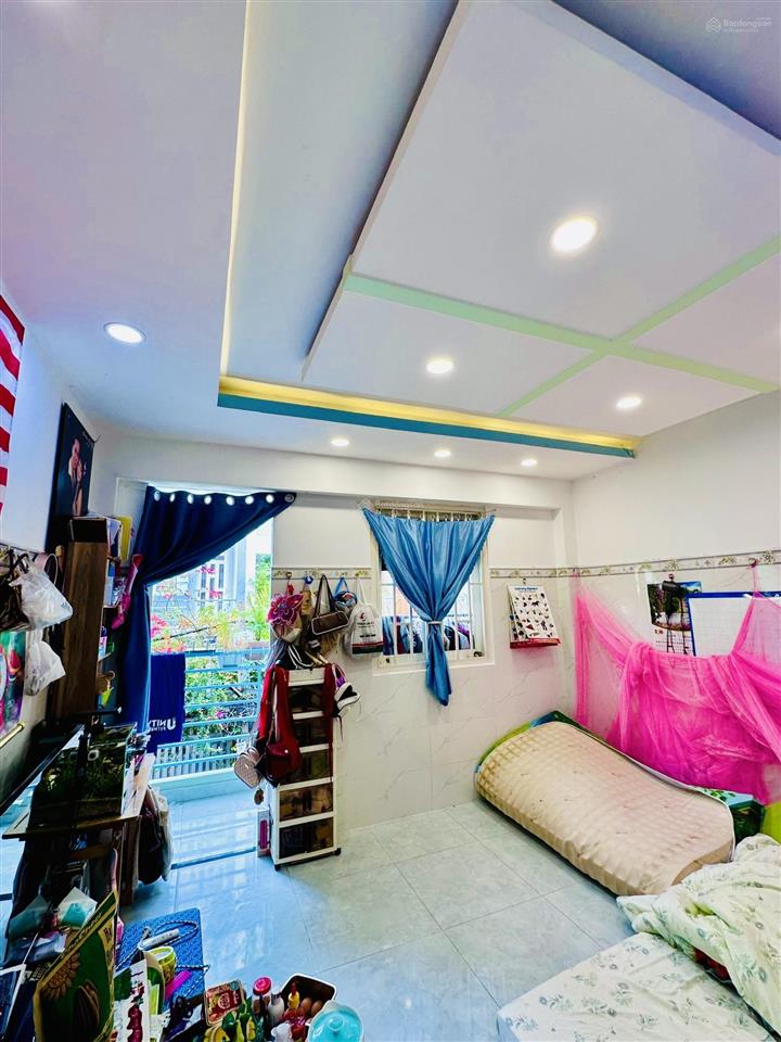 Nhà phố 4x12m. 6,6 tỷ, cạnh parc mall q.8, lân cận q.1q.5. vào ở ngay có nội thất
