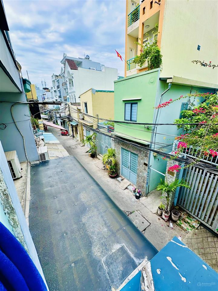 Nhà phố 4x12m. 6,6 tỷ, cạnh parc mall q.8, lân cận q.1q.5. vào ở ngay có nội thất