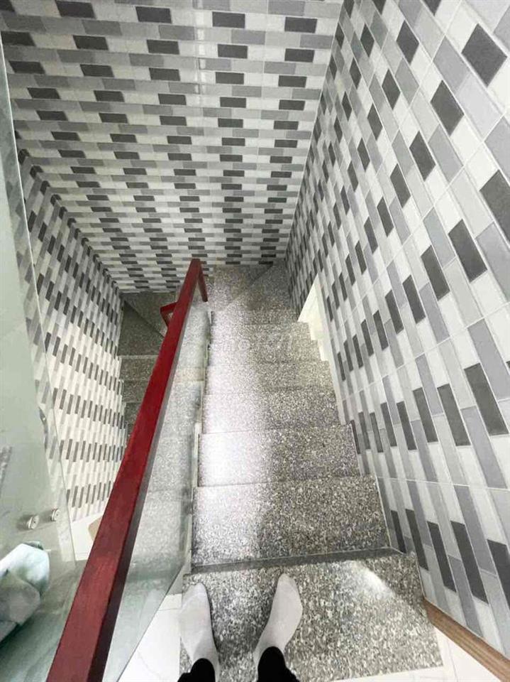 NHÀ BÁn ĐƯỜNG SỐ 1, TÊN LỬA