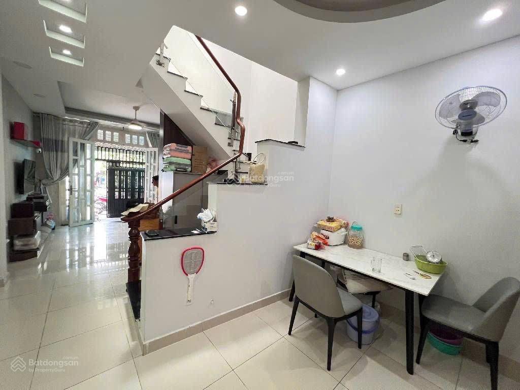 Bán nhà riêng đẹp, 4,7 tỷ, 52m2 tại võ văn hát, p long trường, q9, tp.hcm