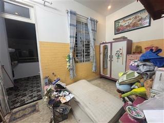 Cần bán nhà hẻm lớn đường 41  1 trệt 2 lầu 3pn.