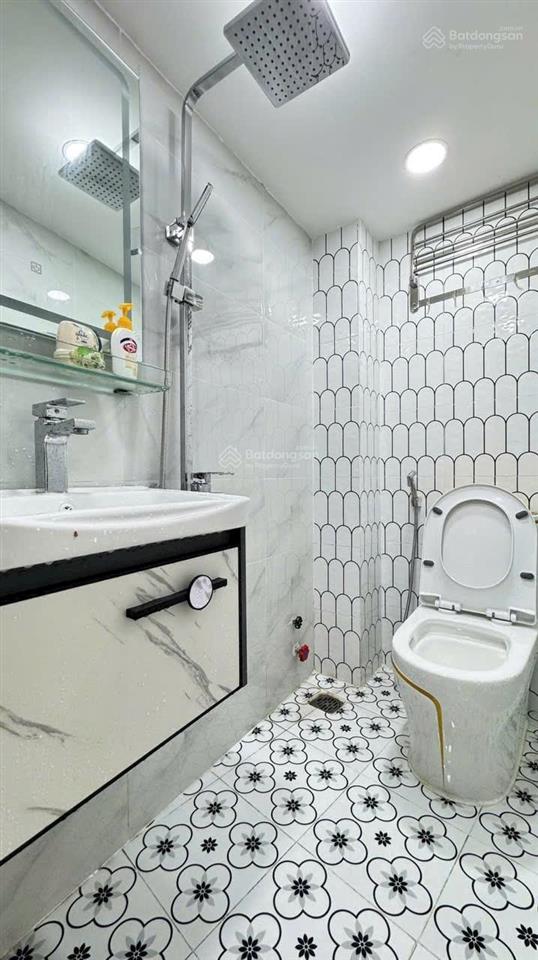 Ngộp bank, bán gấp nhà mặt tiền bình thạnh, 4 tầng, 6pn