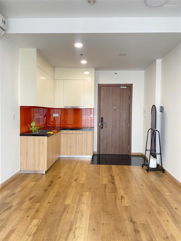 Chính chủ bán căn 2pn akari city võ văn kiệt sổ hồng sẵn chỉ 4,099 tỷ có thương lượng tặng nội thất