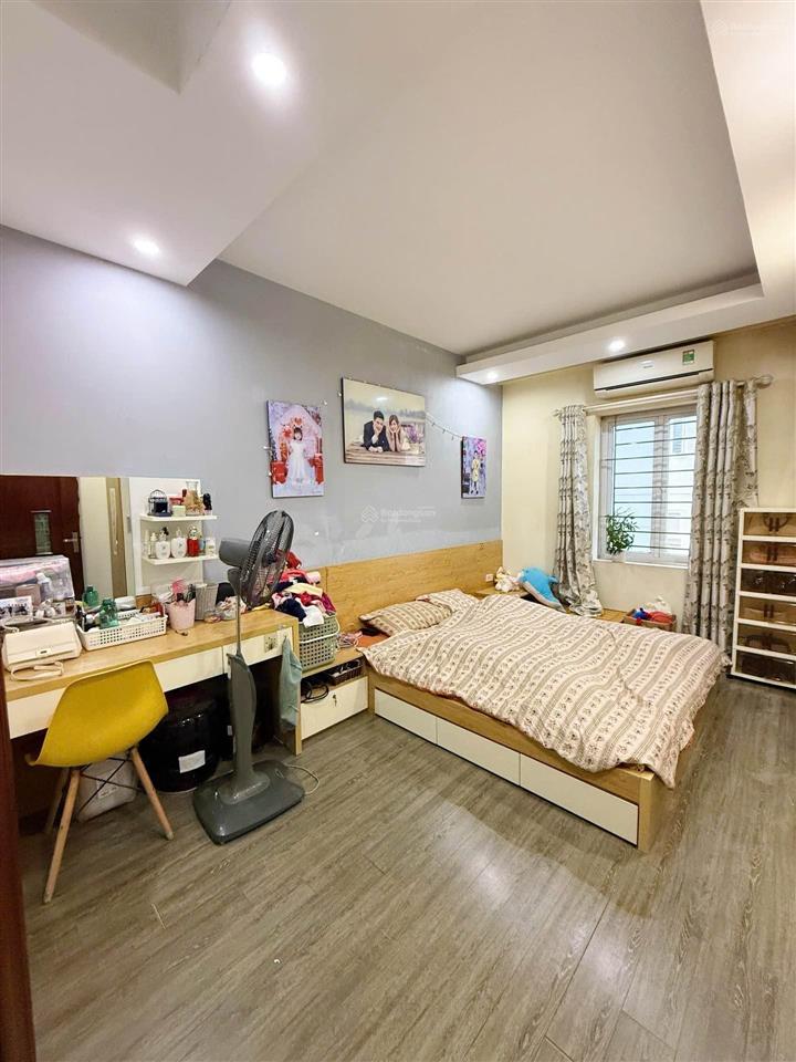Bán căn hộ tòa b14 phạm ngọc thạch, kim liên, 80m2, 7.2 tỷ, 2 ngủ, 2 wc, sổ đỏ cc, full nội thất.