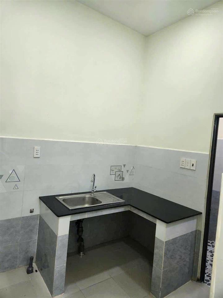 Cho thuê nhà riêng 2 tầng 80m²  2pn 2wc  cư xá bình minh, dương bá trạc, p. chánh hưng, tp.hcm
