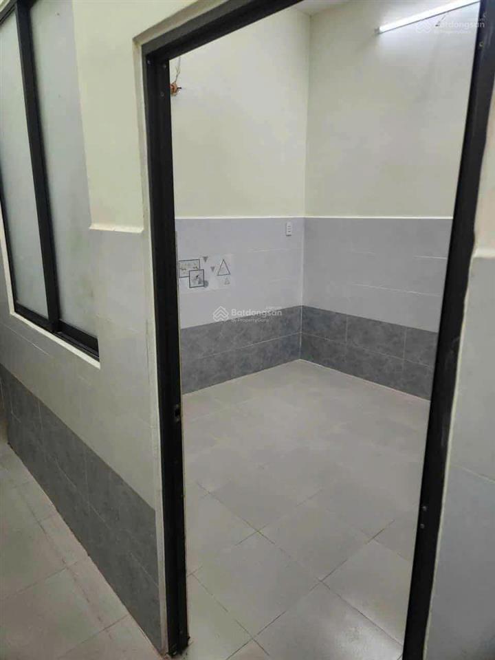 Cho thuê nhà riêng 2 tầng 80m²  2pn 2wc  cư xá bình minh, dương bá trạc, p. chánh hưng, tp.hcm