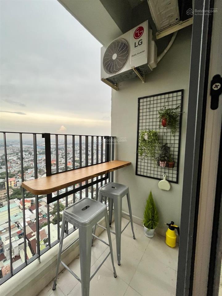 Chính chủ cần bán căn góc độc bản 2pn 2wc tại bcons garden