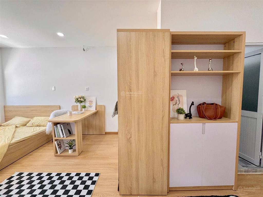 Cho thuê studio cửa sổ thoáng ngay đình phong phú  gần đỗ xuân hợp