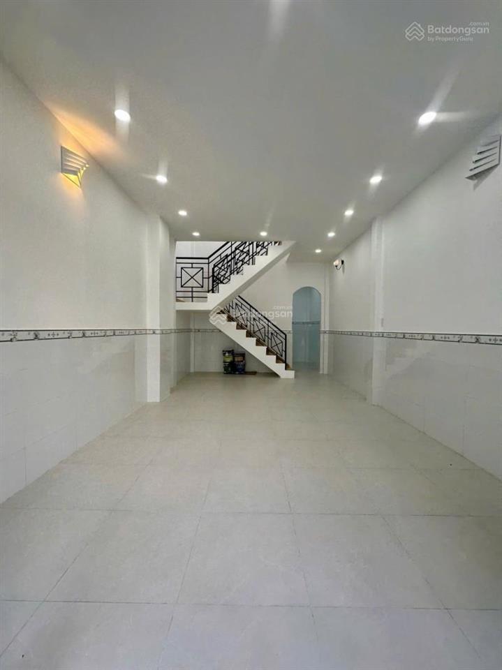 Bán nhà p15 tân bình hxh, ra mt 10m, chỉ 5.69t, còn tl.