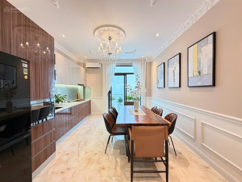 Bán nhà mặt phố tại trần thị trọng, 17,9 tỷ, 67m2, 6pn, 7wc, 5 tầng, hướng tây bắc