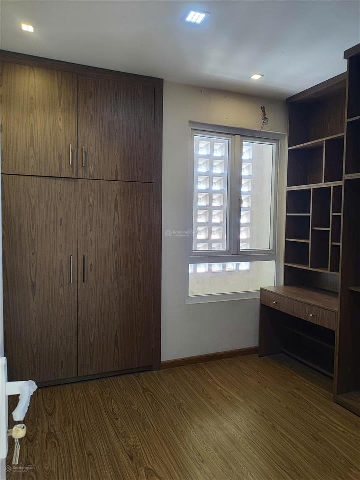 Bán nhà tđc thượng thanh, vỉa hè, ô tô tránh, kinh doanh, 51 m2, 5 tầng, giá chỉ 15 tỷ.