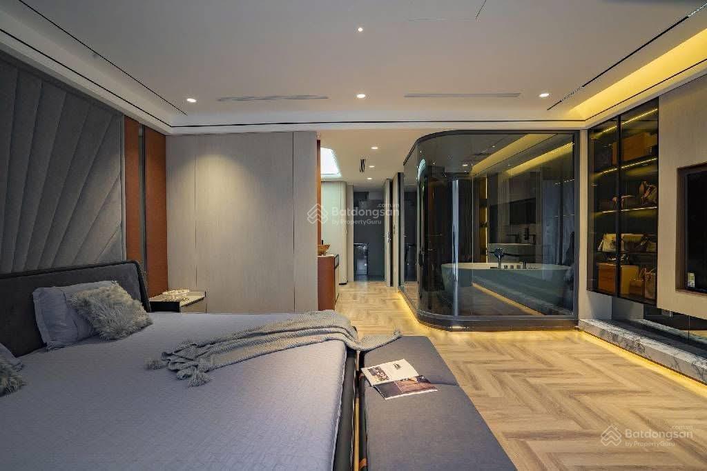 Bán căn hộ chung cư 165m2, 4pn, 2wc tại dịch vọng hậu, 18,8 tỷ