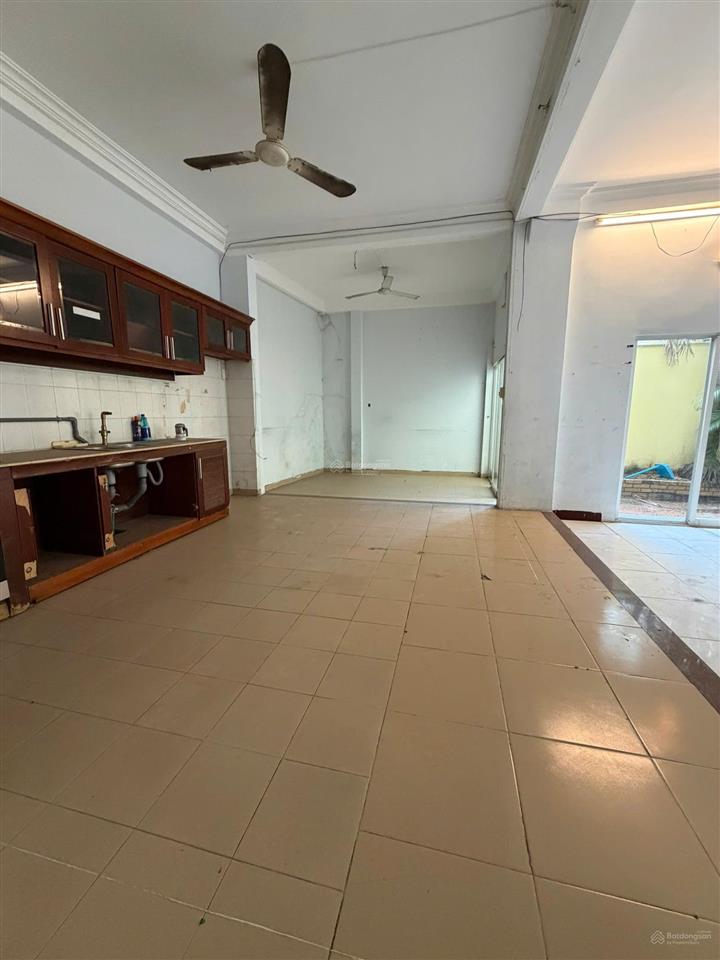 Cho thuê nhà đẹp ngay khu phạm viết chánh  ngay cầu thị nghè dt 12x20m trệt, 2 lầu, st giá 39tr