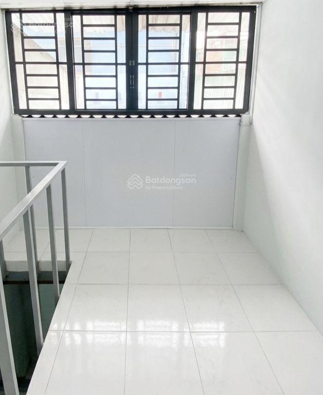Cần bán gấp căn nhà nguyên căn tại đường tuệ tĩnh, phường 13, quận 11.